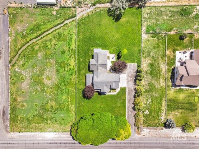 4036 N 2250 E, Filer, ID 83328