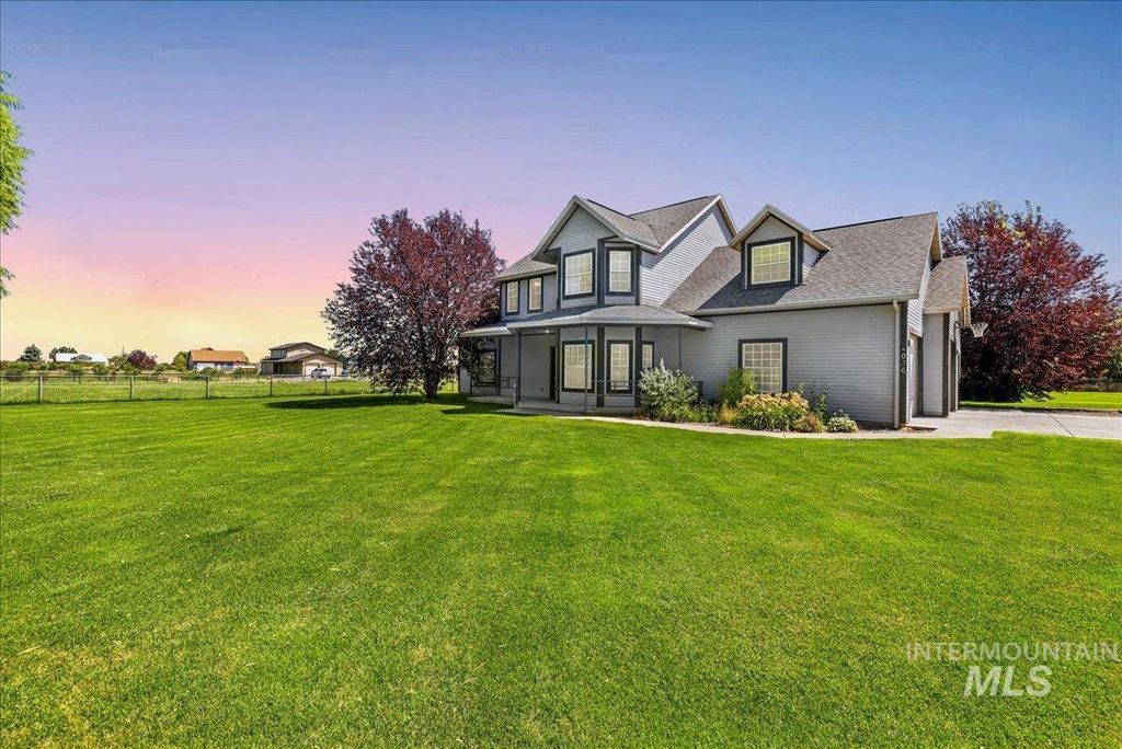 4036 N 2250 E, Filer, ID 83328