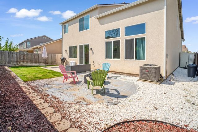 637 Soledad Avenue, Clovis, CA 93619