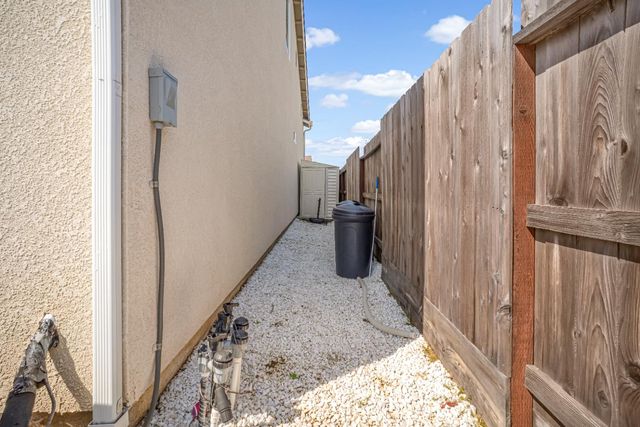 637 Soledad Avenue, Clovis, CA 93619