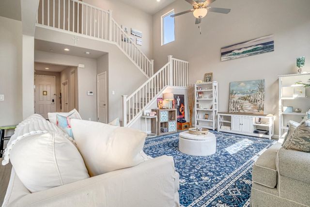 637 Soledad Avenue, Clovis, CA 93619