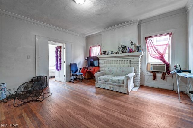 14120 Superior Road, Cleveland, OH 44118