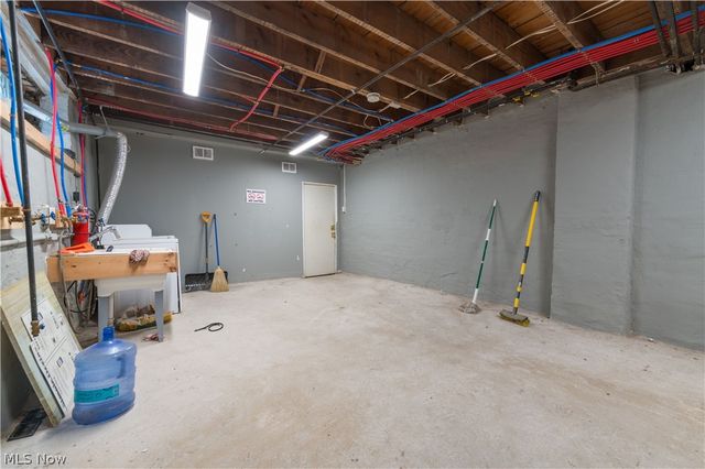 14120 Superior Road, Cleveland, OH 44118
