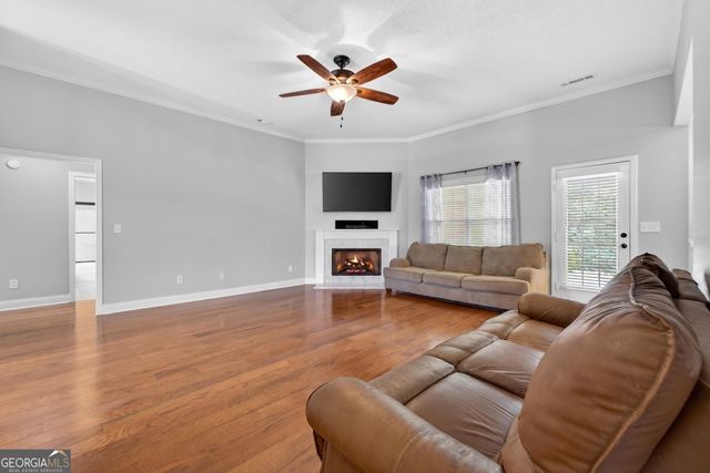 229 Hummingbird Court, Hampton, GA 30228