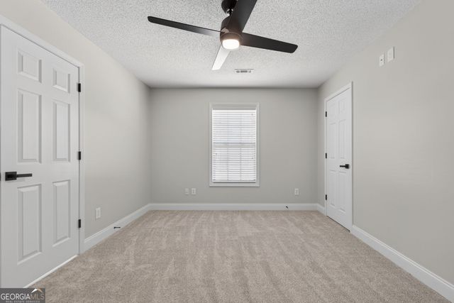 229 Hummingbird Court, Hampton, GA 30228