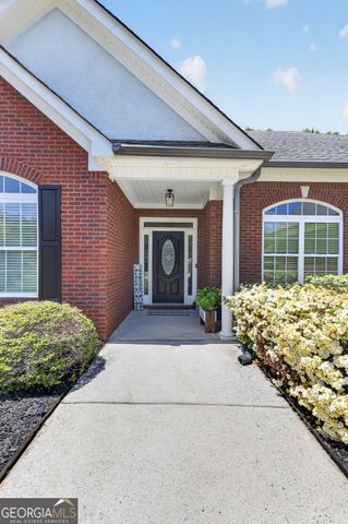 229 Hummingbird Court, Hampton, GA 30228