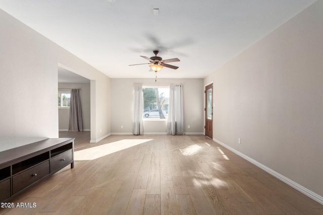 1874 E GENEVA Drive, Tempe, AZ 85282