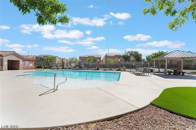 6709 Burbage Avenue, Las Vegas, NV 89139