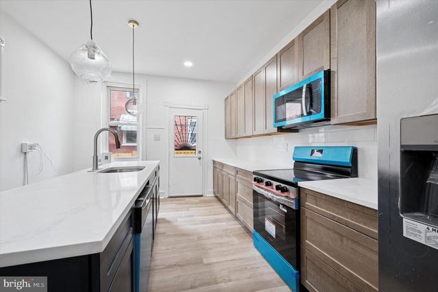 5457 CEDAR AVE, Philadelphia, PA 19143