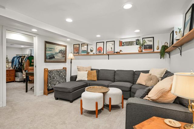 5622 1st Avenue S, Minneapolis, MN 55419