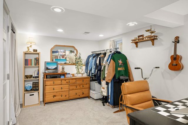 5622 1st Avenue S, Minneapolis, MN 55419