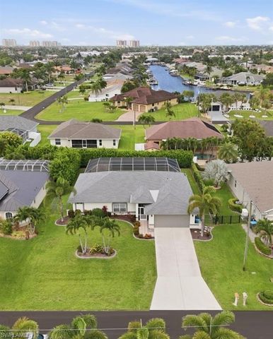 1704 44th TER, Cape Coral, FL 33914