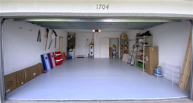 1704 44th TER, Cape Coral, FL 33914