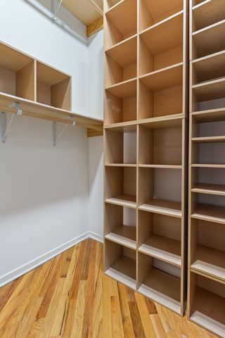 1040 W Adams Street 122, Chicago, IL 60607