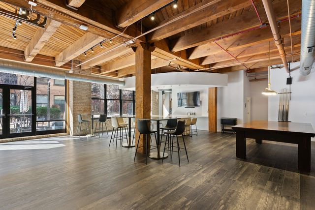 1040 W Adams Street 122, Chicago, IL 60607