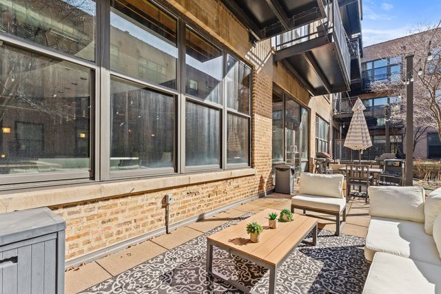 1040 W Adams Street 122, Chicago, IL 60607