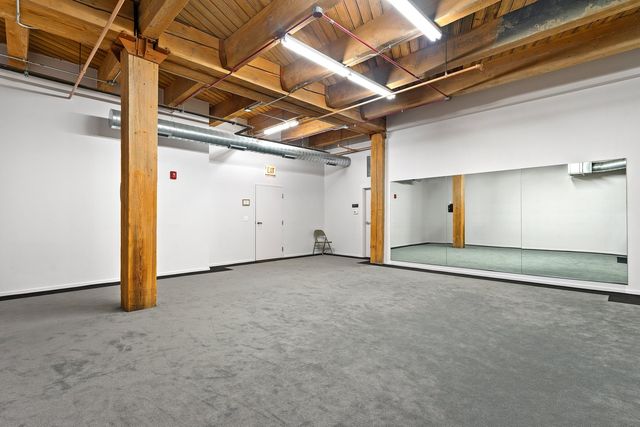 1040 W Adams Street 122, Chicago, IL 60607