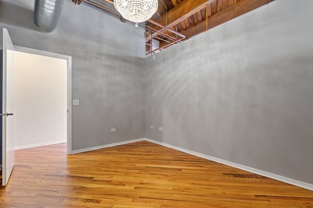 1040 W Adams Street 122, Chicago, IL 60607