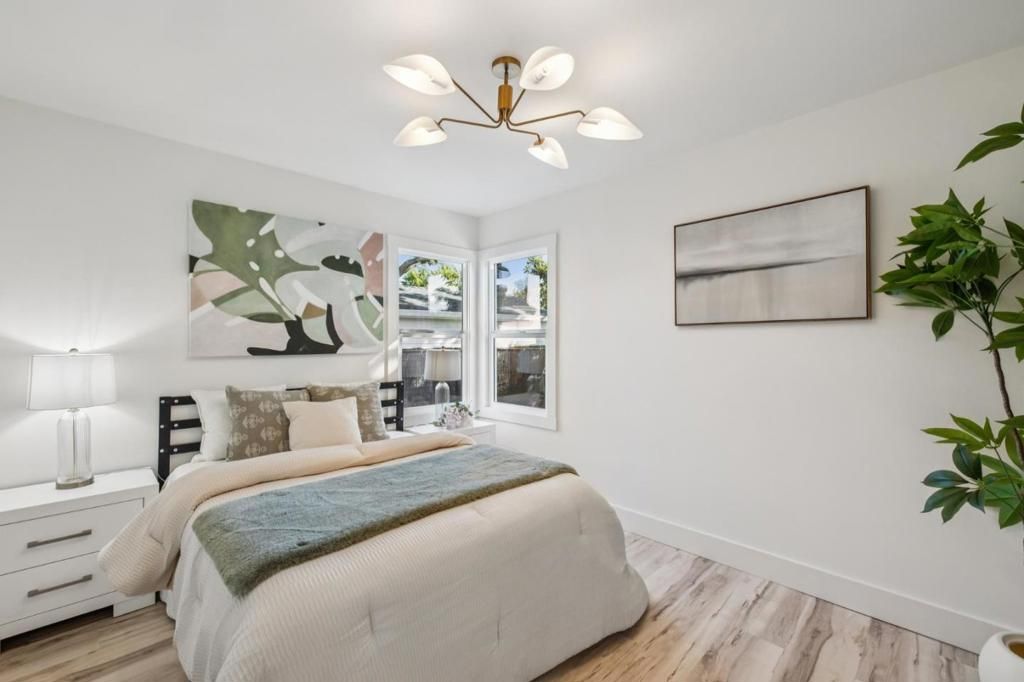 Image 13 of property listing at 27 Prague Street, San Mateo, CA 94401