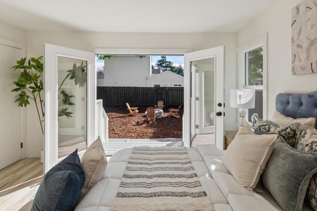 Image 14 of property listing at 27 Prague Street, San Mateo, CA 94401