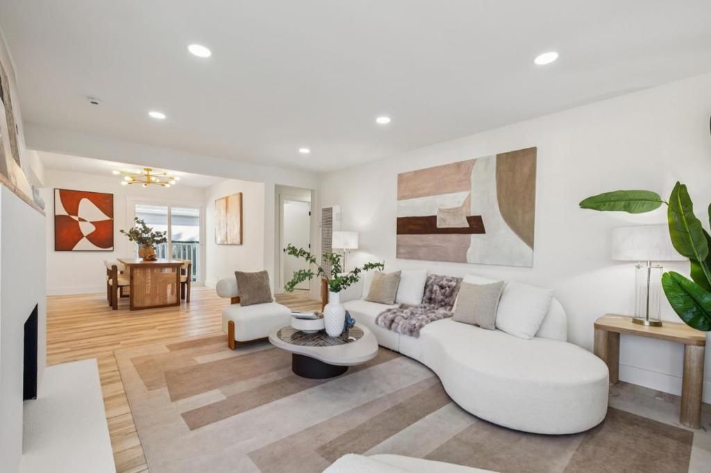 Image 6 of property listing at 27 Prague Street, San Mateo, CA 94401