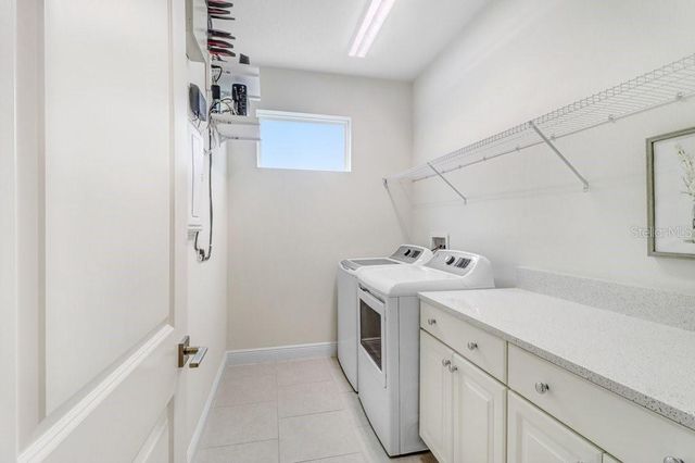 3847 LAJUANA BOULEVARD, Wesley Chapel, FL 33543