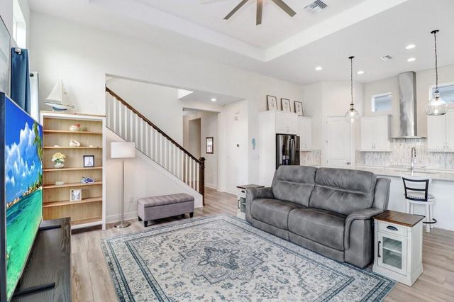 3847 LAJUANA BOULEVARD, Wesley Chapel, FL 33543