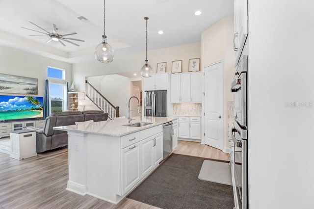 3847 LAJUANA BOULEVARD, Wesley Chapel, FL 33543