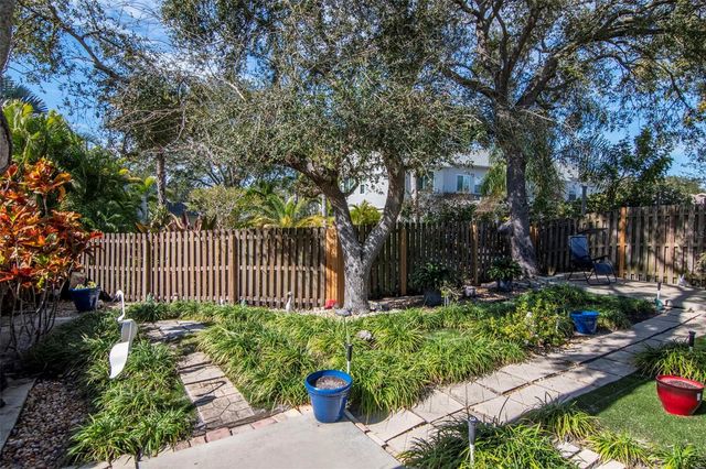 2978 BROOKFIELD LANE, Clearwater, FL 33761