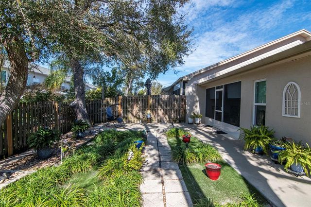 2978 BROOKFIELD LANE, Clearwater, FL 33761