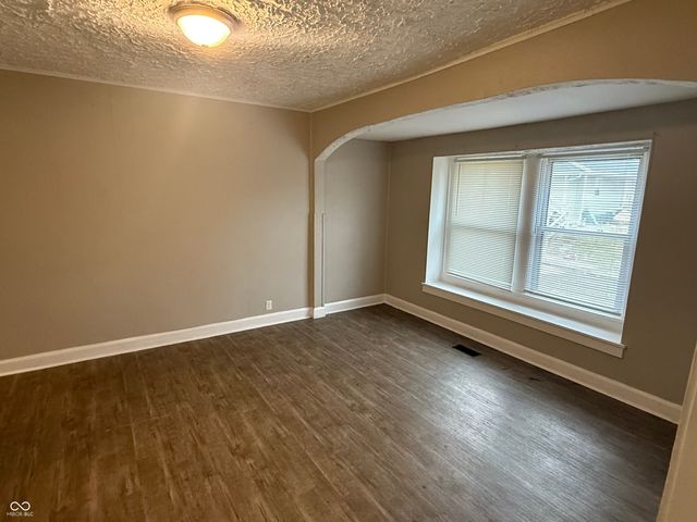 1522 N Tacoma Avenue, Indianapolis, IN 46201