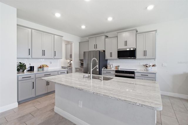 17656 CANTARINA COVE, Bradenton, FL 34211