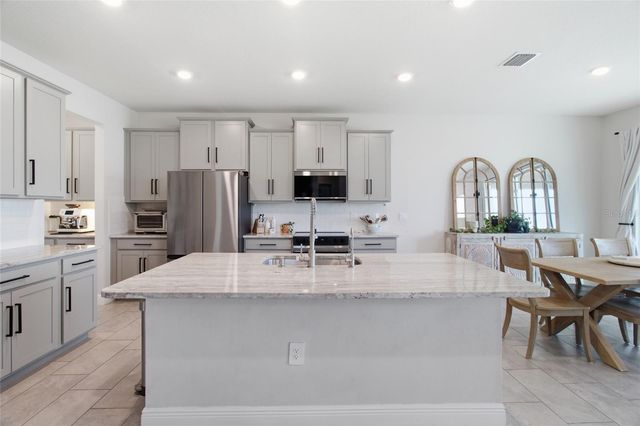 17656 CANTARINA COVE, Bradenton, FL 34211
