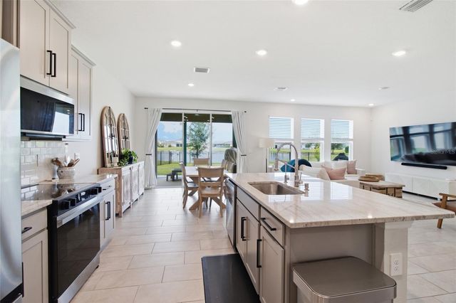17656 CANTARINA COVE, Bradenton, FL 34211
