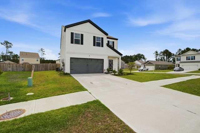 200 Watersglen Drive, Summerville, SC 29486