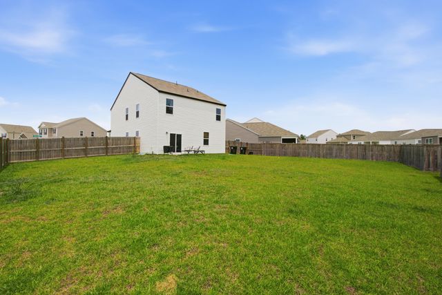 200 Watersglen Drive, Summerville, SC 29486