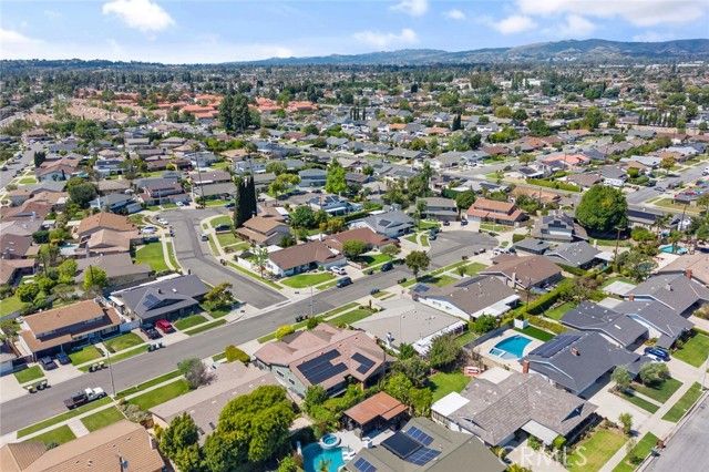 1384 Roxborough, Placentia, CA 92870