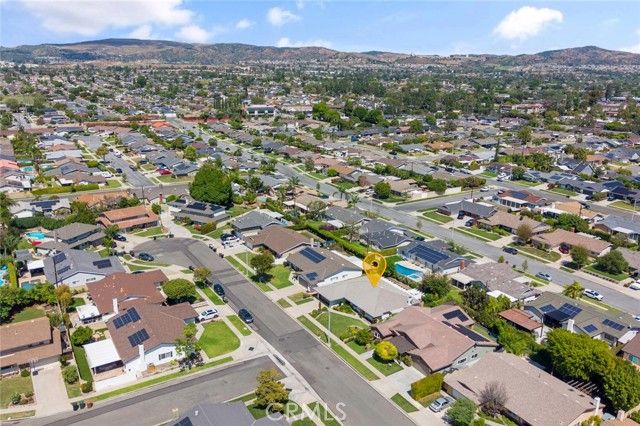 1384 Roxborough, Placentia, CA 92870