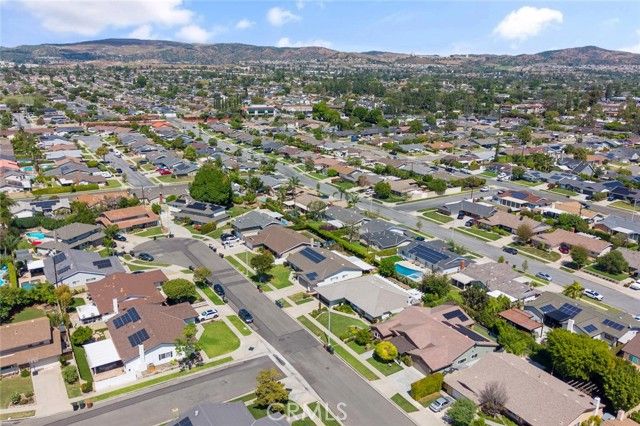 1384 Roxborough, Placentia, CA 92870