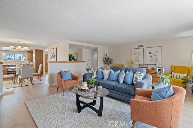 1384 Roxborough, Placentia, CA 92870