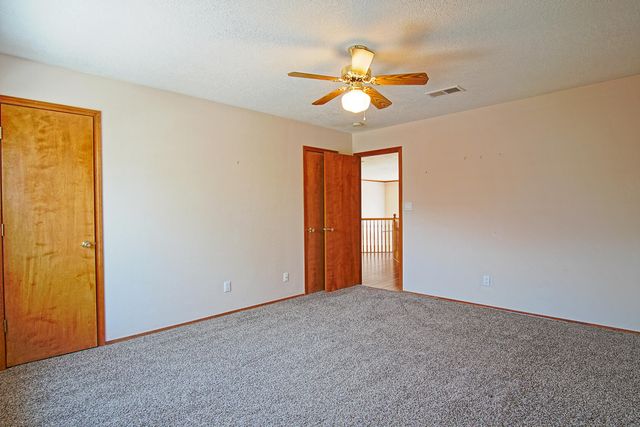 2869 W Island Loop SE, Albuquerque, NM 87124