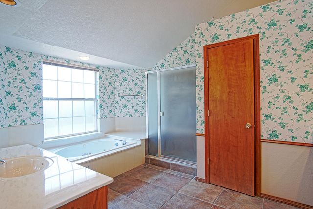 2869 W Island Loop SE, Albuquerque, NM 87124