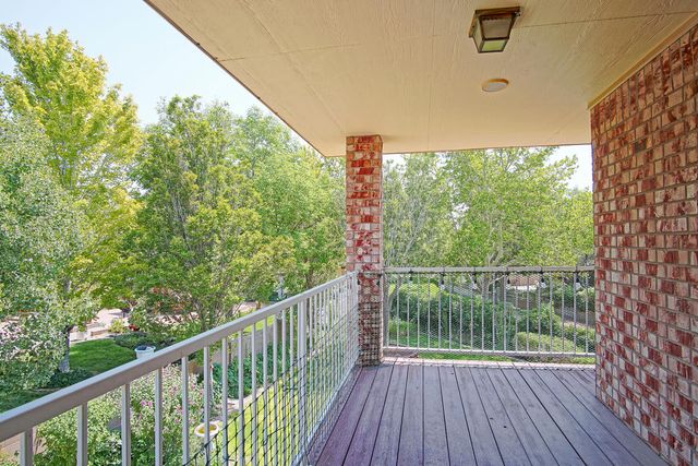 2869 W Island Loop SE, Albuquerque, NM 87124