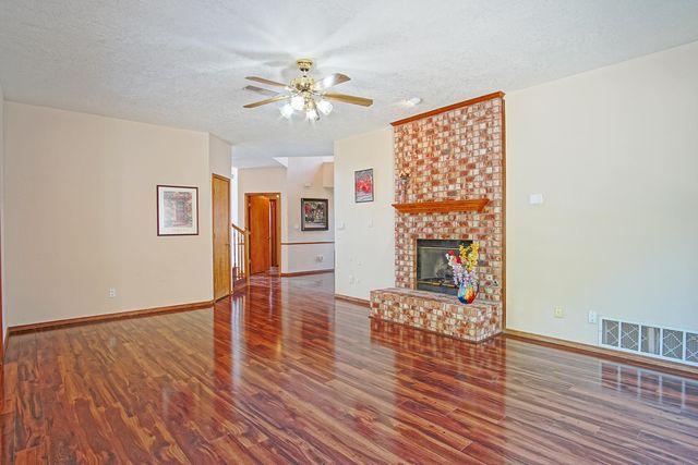 2869 W Island Loop SE, Albuquerque, NM 87124
