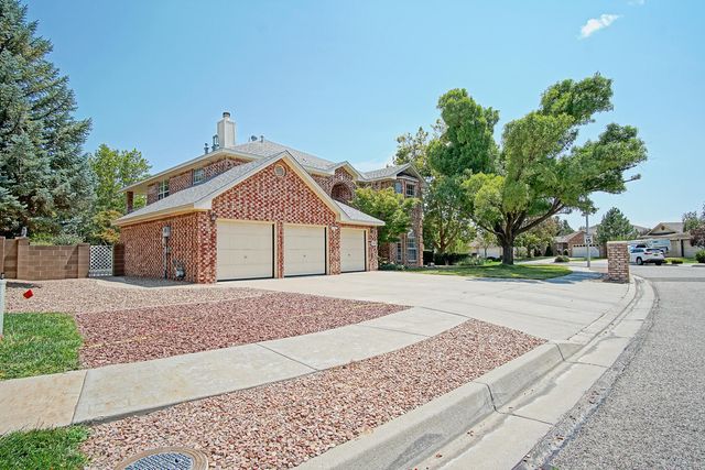 2869 W Island Loop SE, Albuquerque, NM 87124