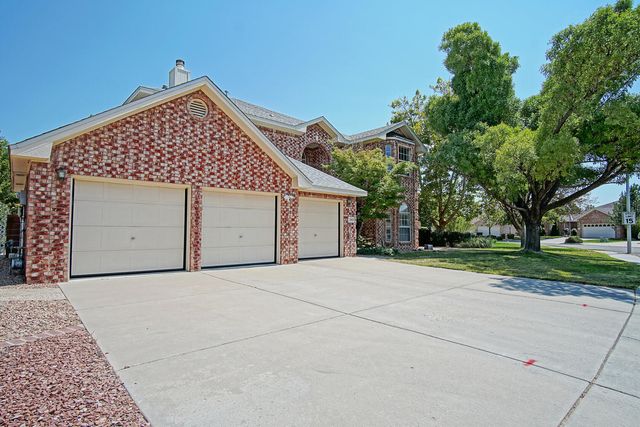 2869 W Island Loop SE, Albuquerque, NM 87124