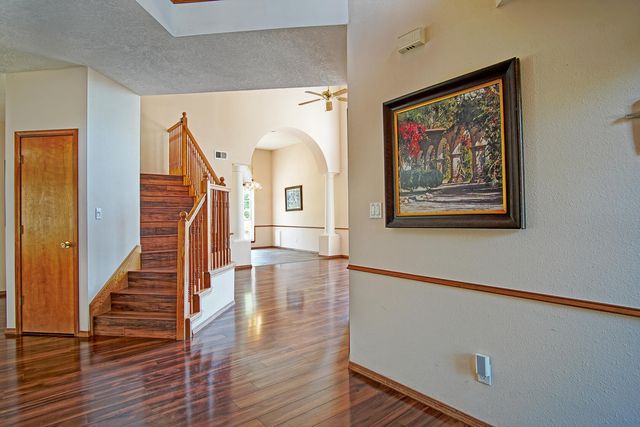 2869 W Island Loop SE, Albuquerque, NM 87124
