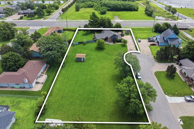 114 W PINE VIEW DRIVE, Andover, KS 67002