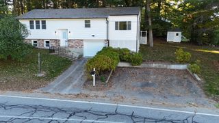 19 New Searles Road, Nashua, NH 03062