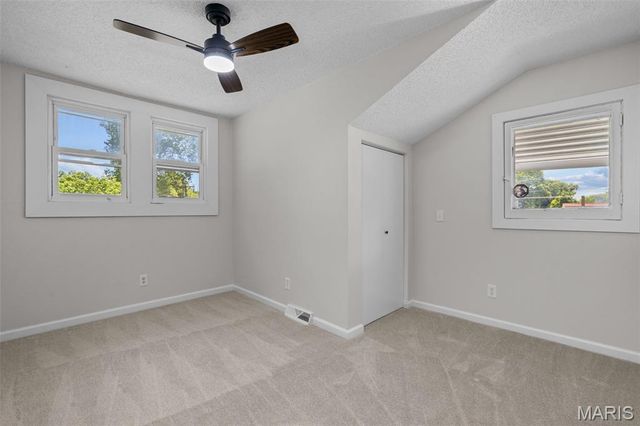 136 W Arlee Avenue, St Louis, MO 63125